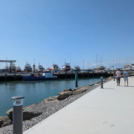 Maison De 400 M De La Et Du Port De