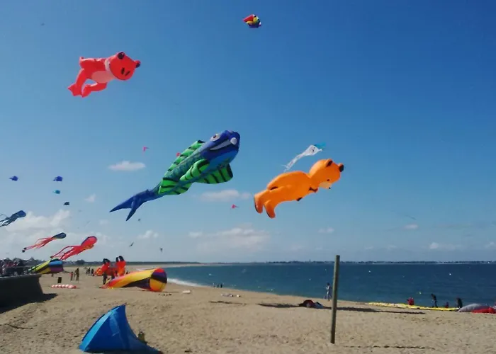 Nyaraló Maison De 400 M De La Et Du Port De *